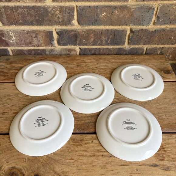 Signature Housewares SKULL & CROSSBONES Snack Plates Set of 5 - Picture 3 of 5
